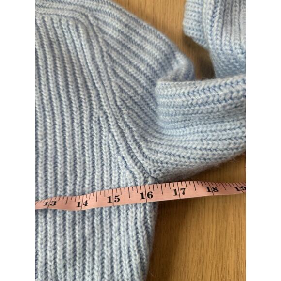 Abercrombie & Fitch Cropped Knit Cardigan with Pearls Bottoms Size XXS 2333 - Picture 9 of 9